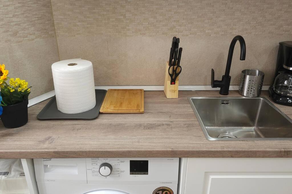 M1 Loft Privado 4 Personas Apartment Madrid Bagian luar foto