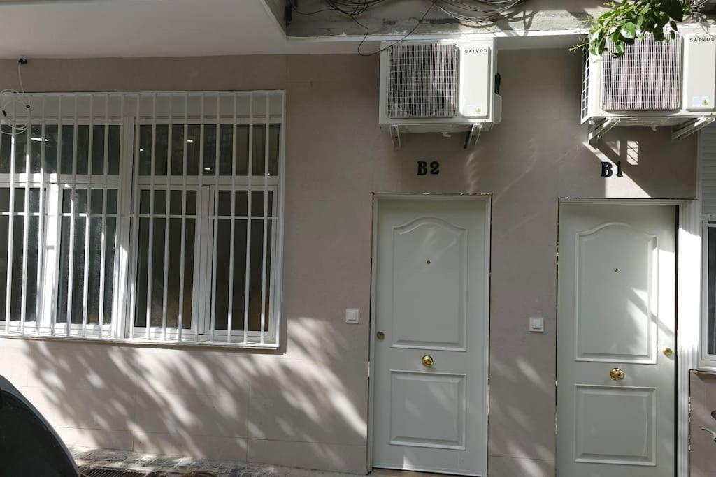 M1 Loft Privado 4 Personas Apartment Madrid Bagian luar foto